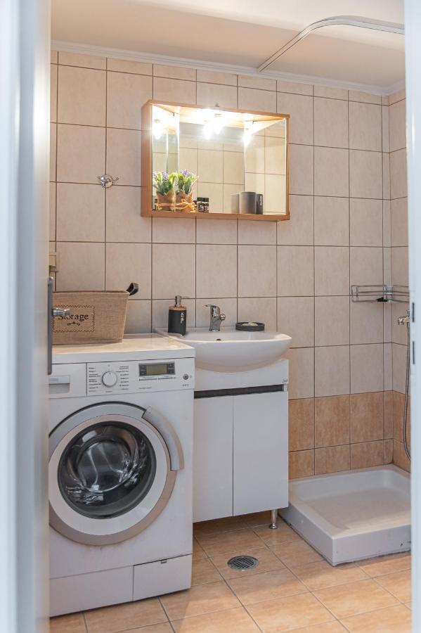 Haris Seaview Apartment Candia Esterno foto