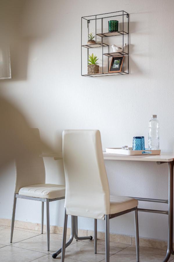 Haris Seaview Apartment Candia Esterno foto